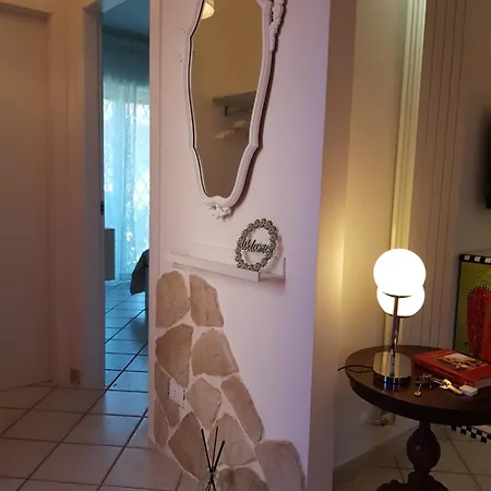 Apartment In Villino Rome
